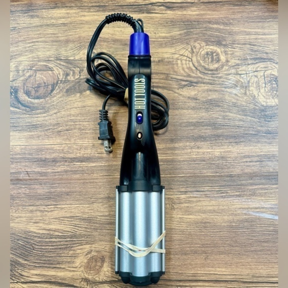 Hot Tools Purple and Silver Hair Waver